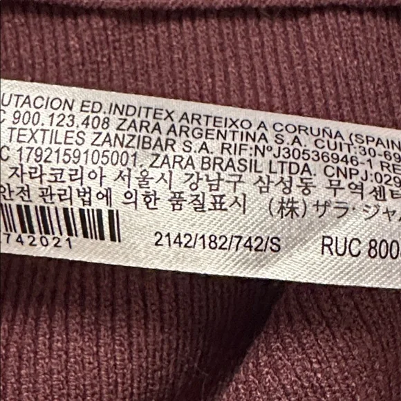 ZARA Asymmetric cape. Small. Turtleneck. - Picture 4 of 8